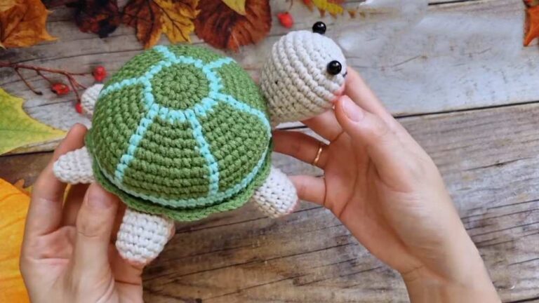 Crochet Amigurumi Turtle Keychain Pattern Free