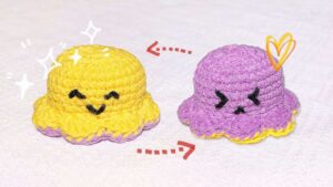 5 Free Crochet Summer Keychain Patterns for All