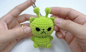 Crochet Cat Alien Plush Toy Amigurumi Pattern