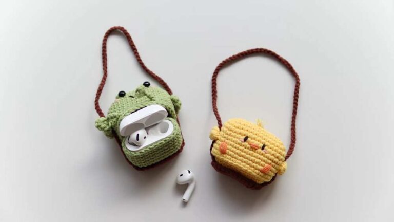 Crochet Frog & Chick Airpod Case Pattern For Stylish You
