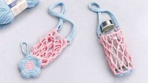 5 Free Crochet Themed Bottle Holder Patterns
