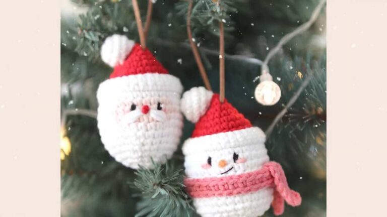 Crochet Lovely Santa Charm Pattern For Christmas Decorations