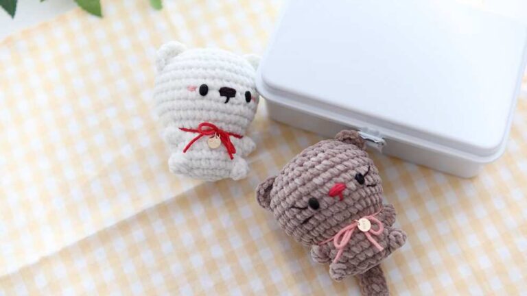Free Crochet Animal Plush Pattern ( Cat & Dog )