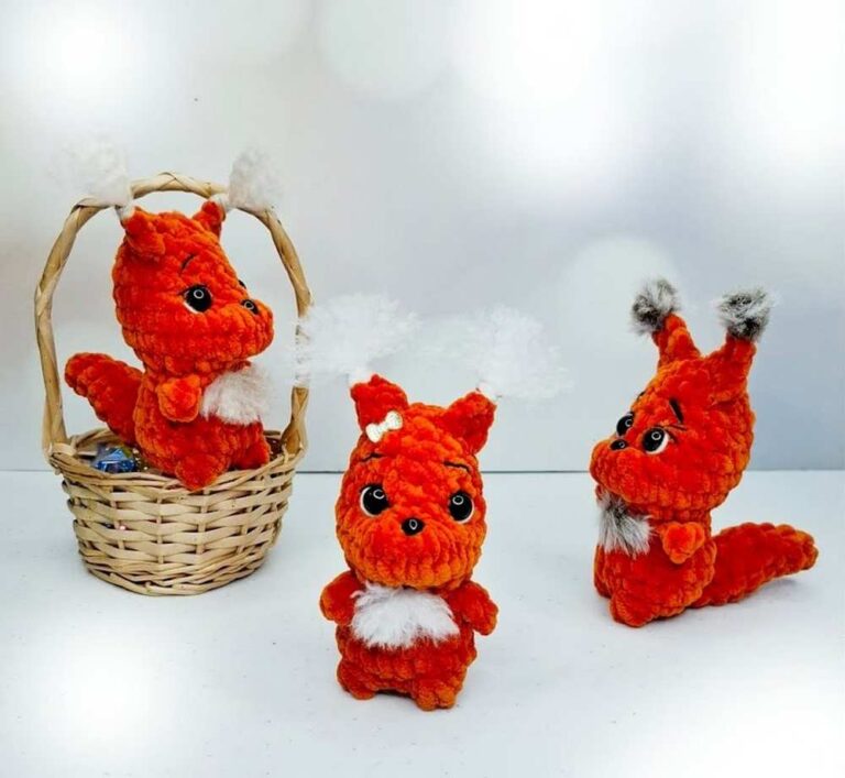 Free Crochet Low-Sew Baby Squirrel Plush Amigurumi Pattern for Fall