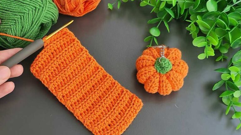 How to Crochet A Basic Ribbed Fall Pumpkin (Pattern for Fall)
