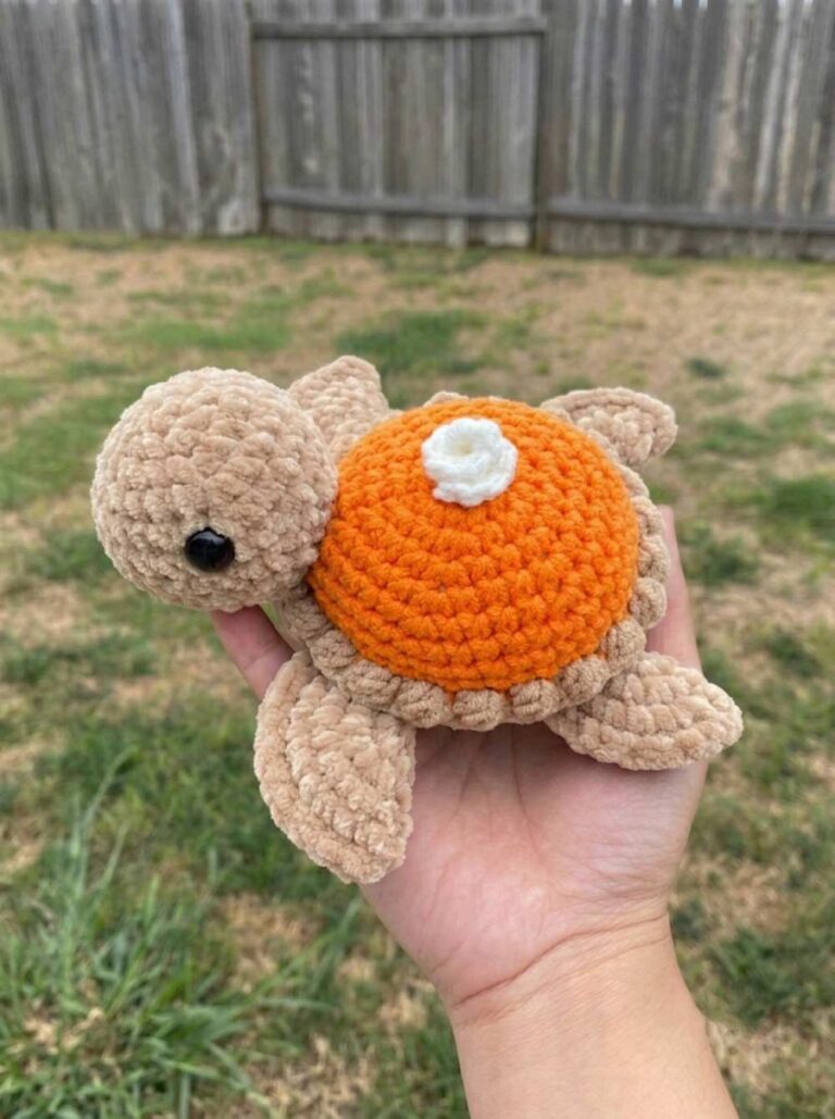 Free Crochet Pumpkin Pie Turtle Amigurumi Pattern for Kids