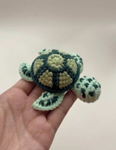 Chubby Cheeks: How to Crochet Spotted Sea Turtle Amigurumi Tutorial for Summer