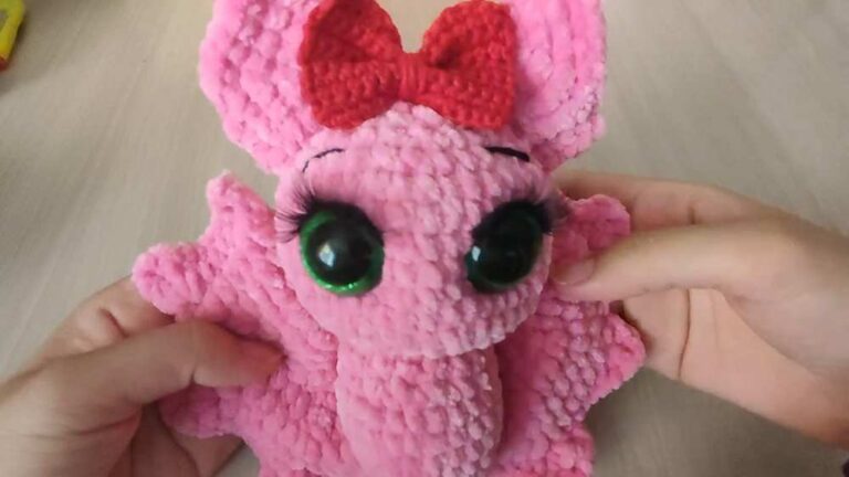Kroshka: Crochet Halloween Baby Bat Plushie with Bow & Long-Eyelash
