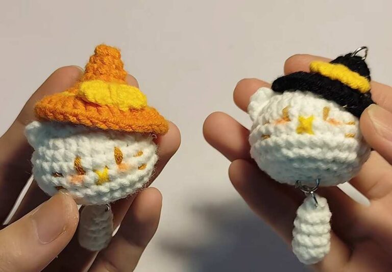Yuez Crochet: Crochet Kawaii Kitty in a Witch Hat Keychain for Halloween
