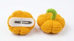 Crochet Flat But Amigurumi Pumpkin Hairclips for Little Girls