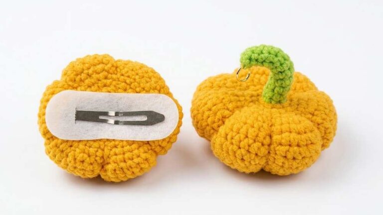 Crochet Flat But Amigurumi Pumpkin Hairclips for Little Girls