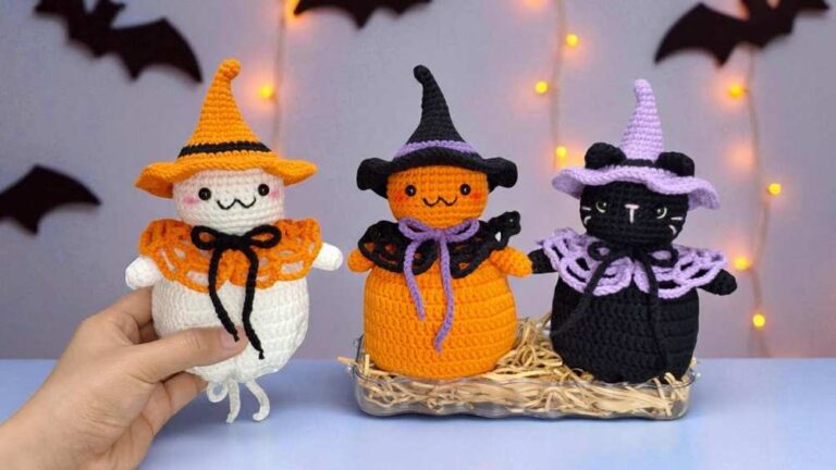 Make these Cat in Witch Hat & Collars Trick or Treating Pouches