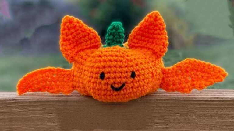 How to Crochet Bat Wings and Ears Pumpkin Amigurumi for Fall