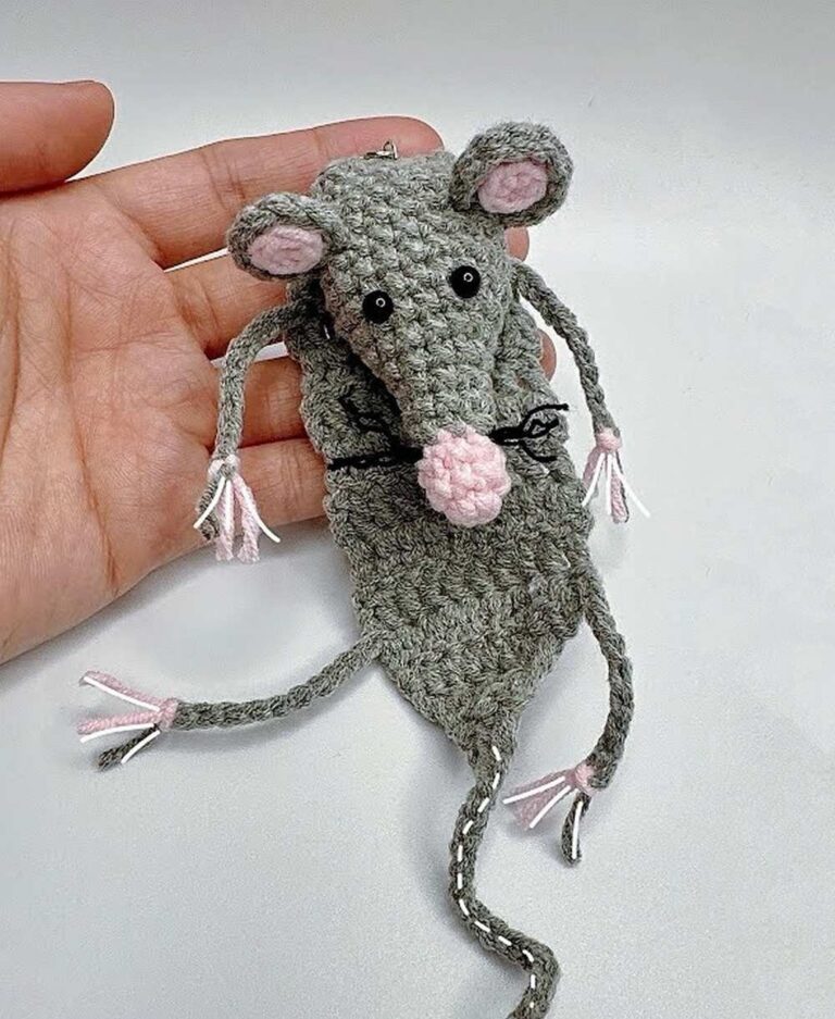 How to Crochet Flat-Body Funny Grey Mouse Keychain for Gifting
