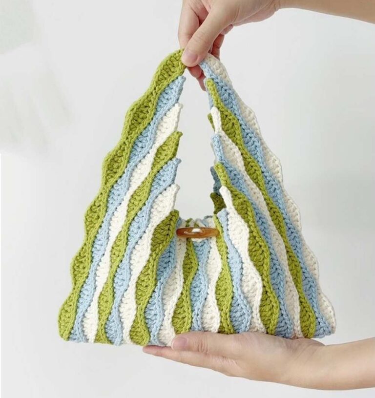 How to Crochet Wavy Stripes Hobo Bag for Everyday Usage