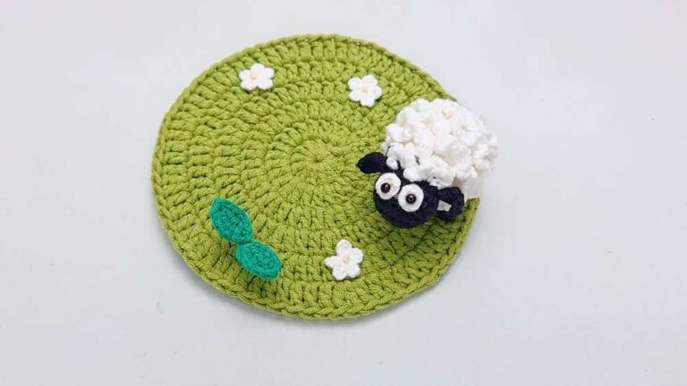 Free Crochet Sheep in A Grassland Coaster for Fall & Spring